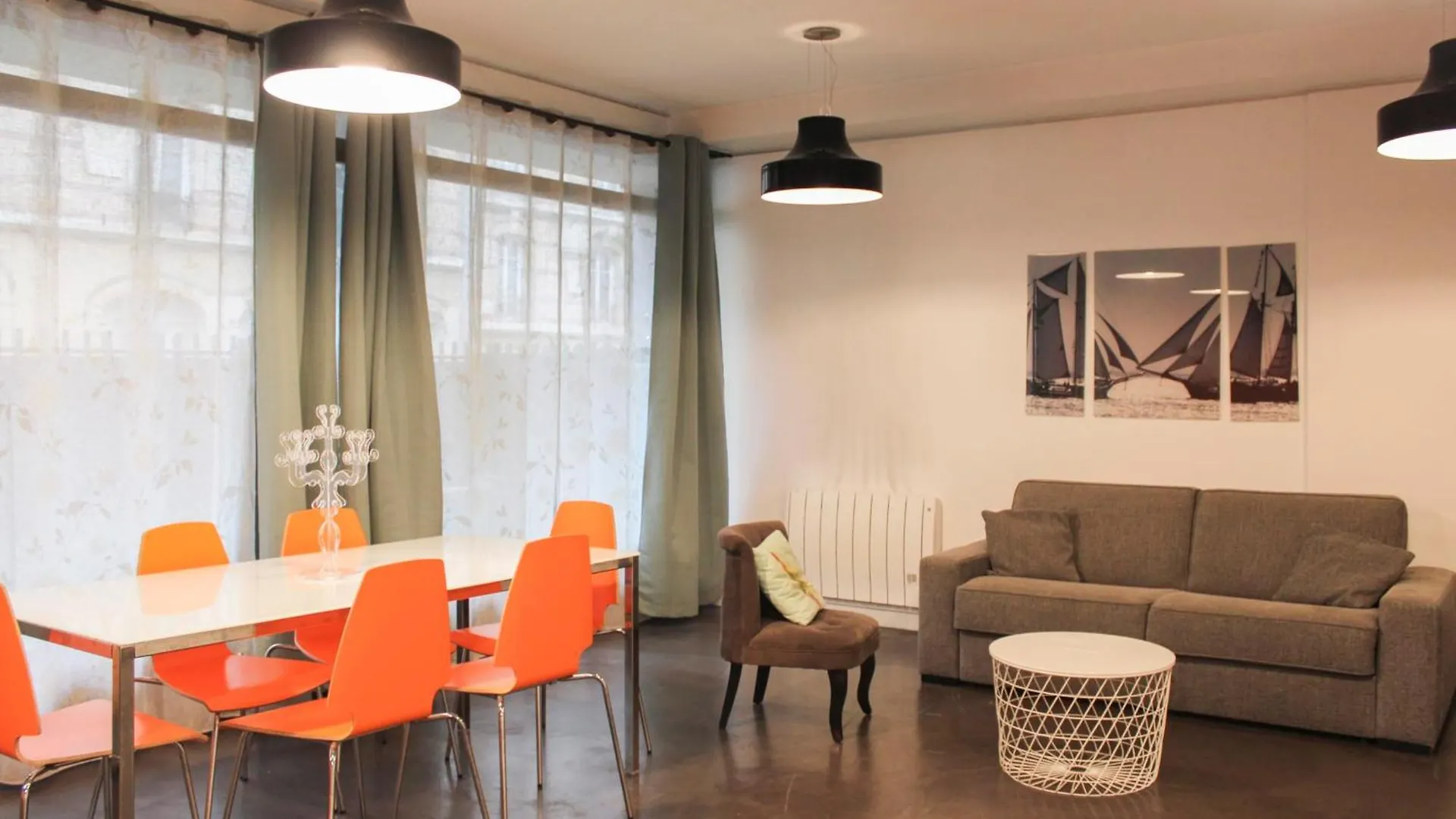 Bright Flat With Terrace